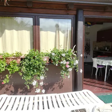 Su Canale Navigabile Villa Furnari